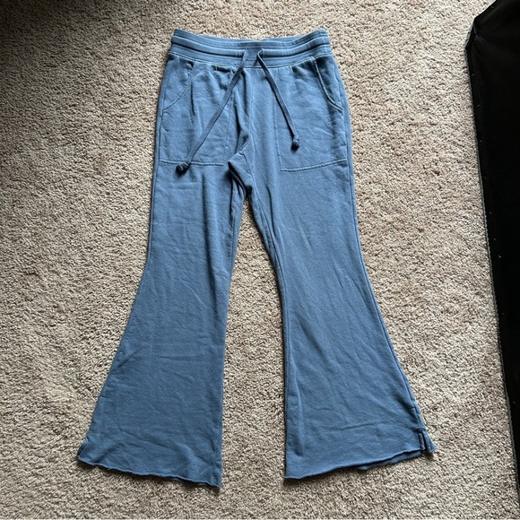 Aerie Weekend Kick It High Waisted Flare Blue Lounge Pants Size Small Short - Picture 3 of 14